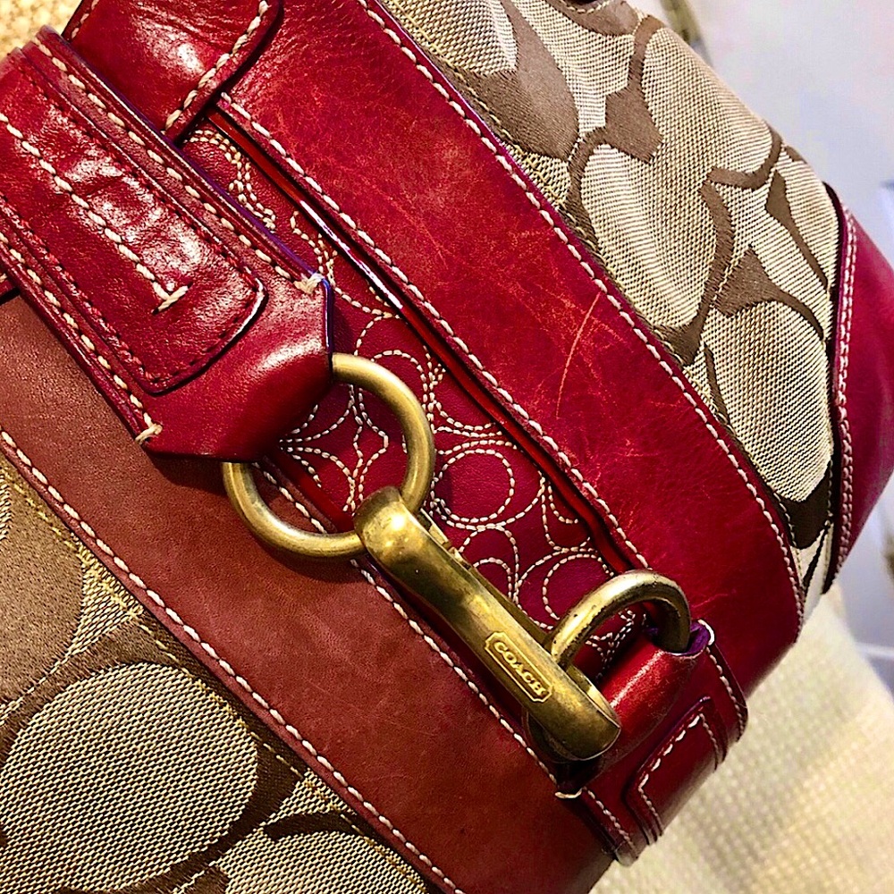 COACH Hampton Signature C Canvas Crimson Red Leather Embroidered Shoulder Bag - Picture 11 of 16